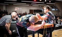 Zamek Piastowski gościł XXVI Mistrzostwa Polski w Armwrestlingu (5)