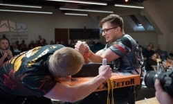 Zamek Piastowski gościł XXVI Mistrzostwa Polski w Armwrestlingu (6)