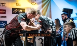 Zamek Piastowski gościł XXVI Mistrzostwa Polski w Armwrestlingu (18)