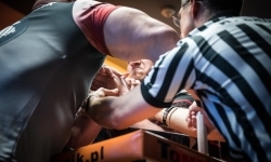 Zamek Piastowski gościł XXVI Mistrzostwa Polski w Armwrestlingu (1)