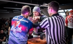 Zamek Piastowski gościł XXVI Mistrzostwa Polski w Armwrestlingu (1)