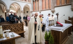 Wyjątkowa Msza Święta w kaplicy zamkowej. Odprawili ją Krzyżacy  (14)