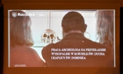 Archeologia na tropie tajemnic raciborskich Piast&oacute;w. Spotkanie w Zamku Piastowskim (1)