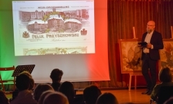 Winnice, historia i muzyka w Zamku Piastowskim. Wiecz&oacute;r z opowieściami na Szlaku Bursztynowego (11)