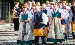 Zamek Piastowski rozpoczął sezon imprez plenerowych (11)