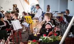 Zamek Piastowski rozpoczął sezon imprez plenerowych (10)