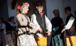 Zamek Piastowski rozpoczął sezon imprez plenerowych (15)