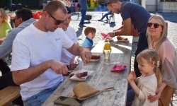 Ponad 200 dzieci na pikniku z okazji Dnia Flagi! (2)