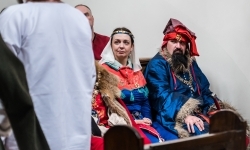 W zamkowej kaplicy odbyło się pasowanie na rycerza (4)