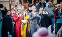Szczudlarze i smok z grupy STEAM SHOW z Białorusi (17)