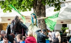 Szczudlarze i smok z grupy STEAM SHOW z Białorusi (6)