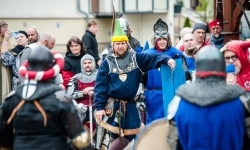 Walki rycerskie na Zamku Piastowskim (14)