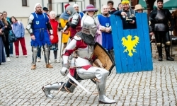 Walki rycerskie na Zamku Piastowskim (9)