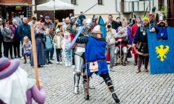 Walki rycerskie na Zamku Piastowskim (7)