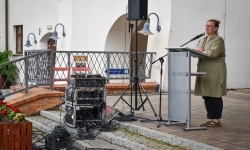 Wyjątkowe wydarzenie teatralne na scenie Zamku Piastowskiego w Raciborzu (18)