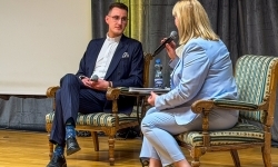 Spotkanie autorskie z księdzem Przemysławem Pawlakiem (18)