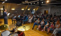 Muzyczny bukiet dla mam na Zamku Piastowskim w Raciborzu (15)