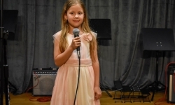 Muzyczny bukiet dla mam na Zamku Piastowskim w Raciborzu (6)
