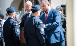 Uroczyste ślubowanie klas mundurowych na Zamku Piastowskim w Raciborzu (15)