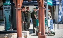 Uroczyste ślubowanie klas mundurowych na Zamku Piastowskim w Raciborzu (13)