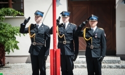 Strażacy Powiatu Raciborskiego świętowali na dziedzińcu Zamku Piastowskiego w Raciborzu (20)