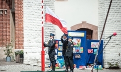 Strażacy Powiatu Raciborskiego świętowali na dziedzińcu Zamku Piastowskiego w Raciborzu (9)