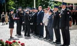 Strażacy Powiatu Raciborskiego świętowali na dziedzińcu Zamku Piastowskiego w Raciborzu (17)