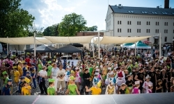 Zamek Piastowski w Raciborzu w sobotę 30 maja zamienił się w prawdziwe kr&oacute;lestwo mażoretek (1)