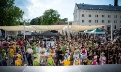 Zamek Piastowski w Raciborzu w sobotę 30 maja zamienił się w prawdziwe kr&oacute;lestwo mażoretek (1)