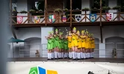 Zamek Piastowski w Raciborzu w sobotę 30 maja zamienił się w prawdziwe kr&oacute;lestwo mażoretek (5)