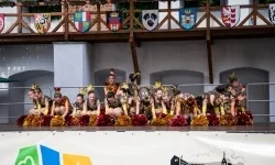 Zamek Piastowski w Raciborzu w sobotę 30 maja zamienił się w prawdziwe kr&oacute;lestwo mażoretek (6)