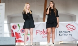 Pokazy wokalno-taneczne w wykonaniu wychowank&oacute;w Powiatowego Domu Kultury w Raciborzu (13)
