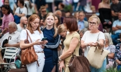 Pokazy wokalno-taneczne w wykonaniu wychowank&oacute;w Powiatowego Domu Kultury w Raciborzu (7)