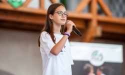 Pokazy wokalno-taneczne w wykonaniu wychowank&oacute;w Powiatowego Domu Kultury w Raciborzu (9)
