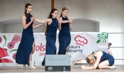 Pokazy wokalno-taneczne w wykonaniu wychowank&oacute;w Powiatowego Domu Kultury w Raciborzu (2)
