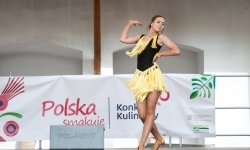 Pokazy wokalno-taneczne w wykonaniu wychowank&oacute;w Powiatowego Domu Kultury w Raciborzu (3)