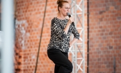 Pokazy wokalno-taneczne w wykonaniu wychowank&oacute;w Powiatowego Domu Kultury w Raciborzu (7)