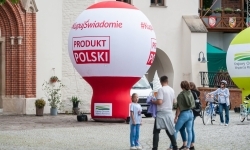 Regionalny etap konkursu kulinarnego &bdquo;Polska smakuje&rdquo; na dziedzińcu Zamku Piastowskiego w Raciborzu (2)