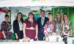 Regionalny etap konkursu kulinarnego &bdquo;Polska smakuje&rdquo; na dziedzińcu Zamku Piastowskiego w Raciborzu (11)