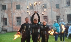 Hrabina wr&oacute;ciła do Krowiarek (13)