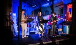 Nocny przejazd kolejką do Stod&oacute;ł, historia Rud, koncert w starej wagonowni i wyjątkowa atmosfera (13)