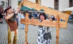 Dożynki Chmielne na zamkowym dziedzińcu za nami (12)