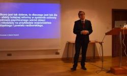 Konferencja poświęcona tematyce zdrowia psychicznego wśród dzieci i młodzieży (18)